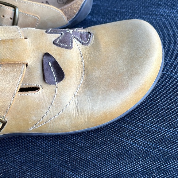 Dr Andrew Weil Deva Mule Size 7/38 - Picture 8 of 15